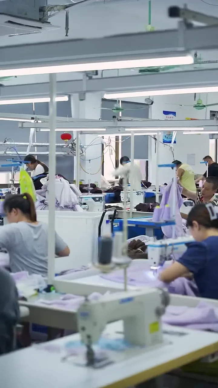 Owner-supplied factory video 1 of 12