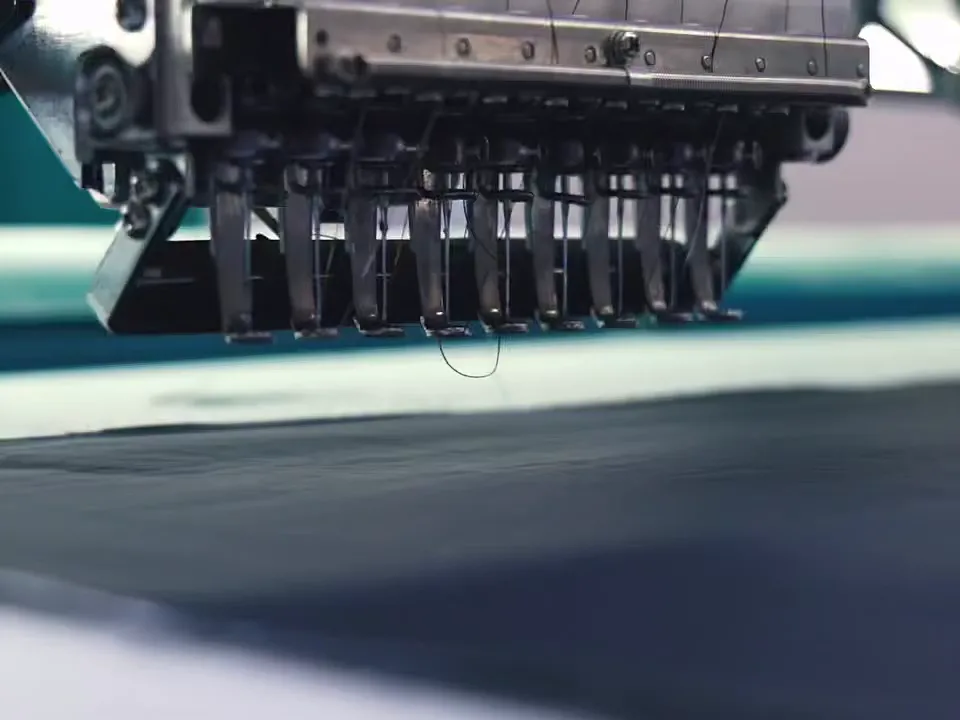 Owner-supplied factory video 9 of 12